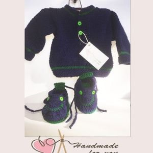 NWT  made in Europe - Artisan Baby set for 6-9mo